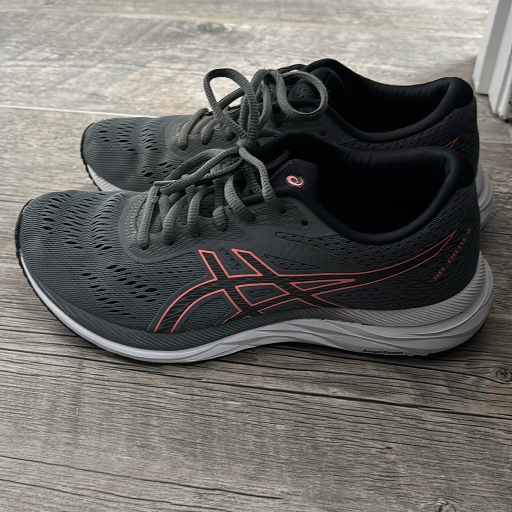 ASICS GEL-Excite 6